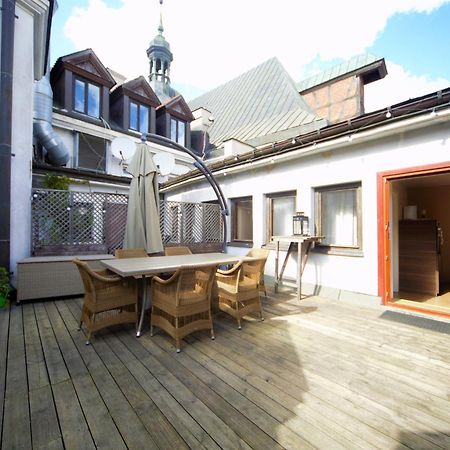 Two Bedroom / Old Town With Private Terrace Riga Bagian luar foto