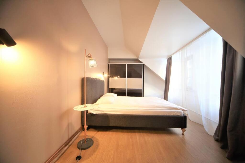 Two Bedroom / Old Town With Private Terrace Riga Bagian luar foto